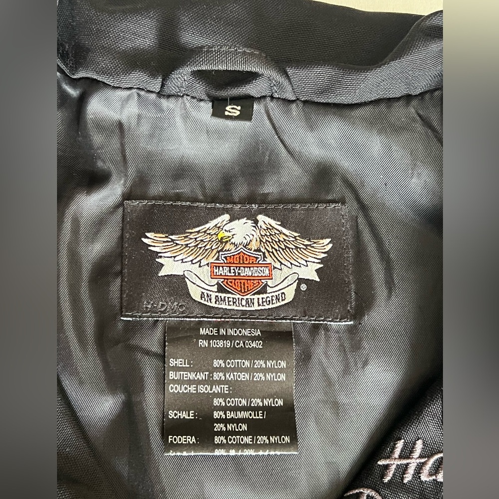 Harley-Davidson Black Jacket with Silver Studded Wing Design - Picture 8 of 13
